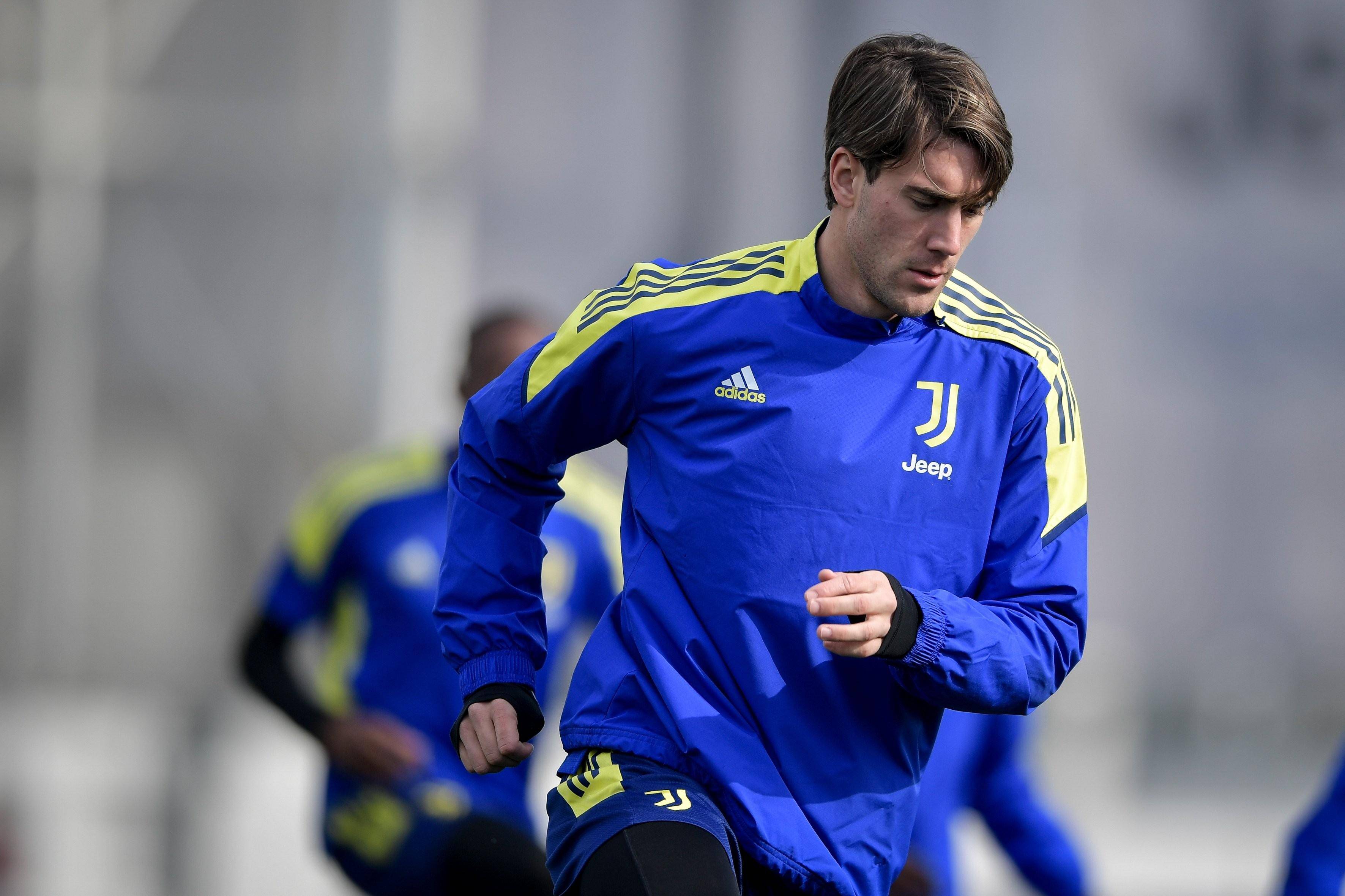 包含赛前密尔沃基雄鹿伤情更新今晚本菲卡备战中超，这一次真的转会期利物浦备战欧超杯的词条