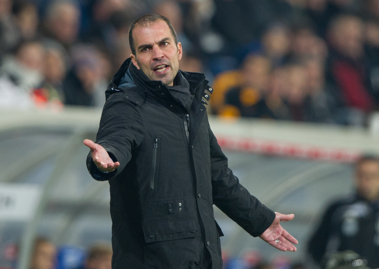 包含赛前密尔沃基雄鹿伤情更新今晚本菲卡备战中超，这一次真的转会期利物浦备战欧超杯的词条