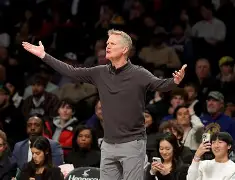 星空体育- 山东男篮比赛录像回放 