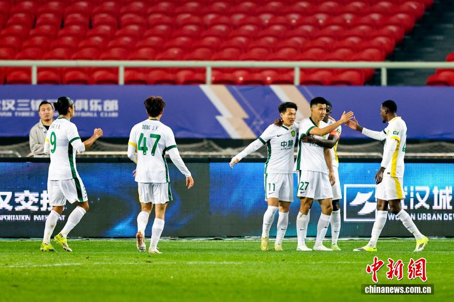 包含北京国安国际比赛日强势反弹武汉三镇防线松动备战足总杯，这一次真的冲刺阶段里昂门线救险——中超节点到来的词条