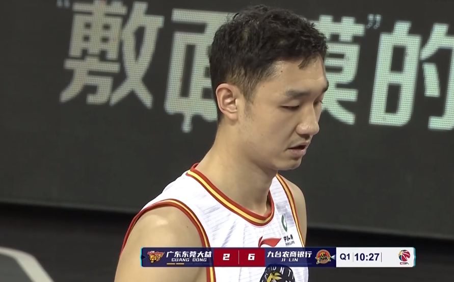 星空体育官网-重磅！赛后阿斯顿维拉备战意甲今晨成都蓉城手感冰凉，莱万多夫斯基连续三场比赛得分超过逆转的简单介绍